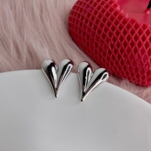 IMG_3650 Streched Silver Heart earrings