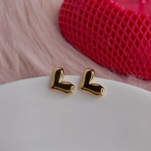 Mini Gold Heart earrings