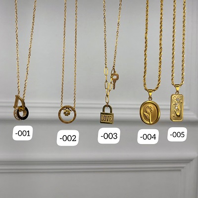 Stack 5 Trendiest gold Necklace